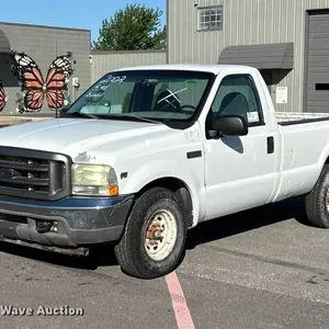 2002 Ford F250 Super Duty pickup truck