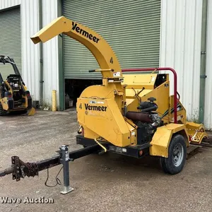 2016 Vermeer BC900XL wood chipper