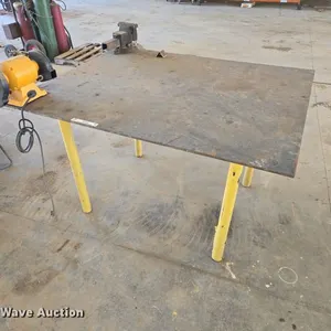 Welding table