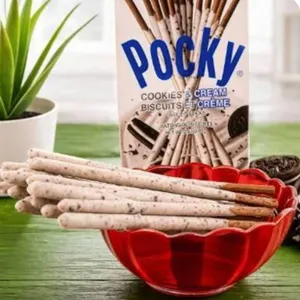 Glico Pocky Cookies and Cream Biscuit Sticks, 10-Pack Set