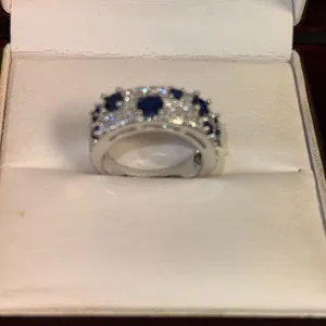 Ladies 1.0 Carat Solitaire Ring .925 Silver size 7