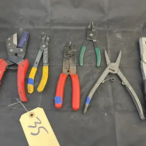 6 Pcs - Assorted Wire Strippers