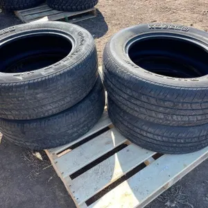 SET OF 4 275/60R20 TIRES