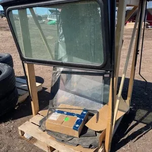 OPERATOR CANOPY