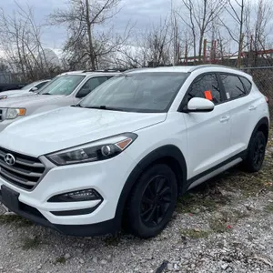 Non-Operable  2017  HYUNDAI  TUCSON