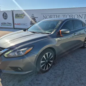 2018  Nissan  Altima  2.5 SL 4dr Sedan