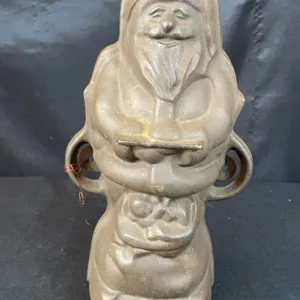 Griswold "Hello Kiddies" Cake Mold