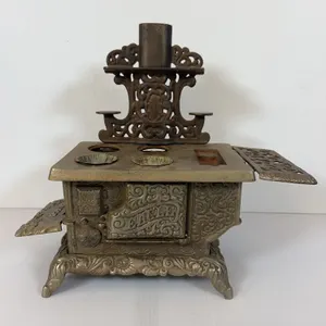 VTG Eagle Child’s Cast Iron Stove