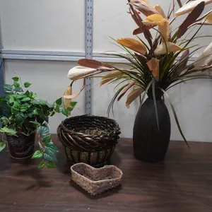 4 piece collection of rustic home decor