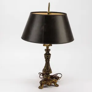 Vintage Brass Tone Table Lamp.
