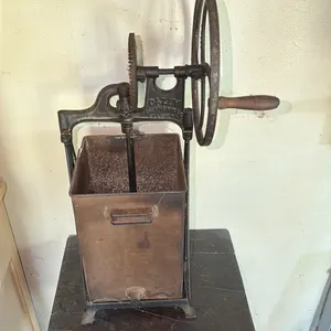 Dazey Butter Churn