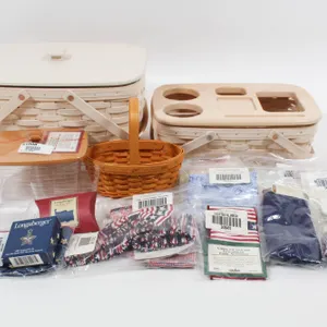 LONGABERGER WHITEWASHED BASKETS WITH LIDS, PLASTIC LINERS, AND FABRIC LINERS.