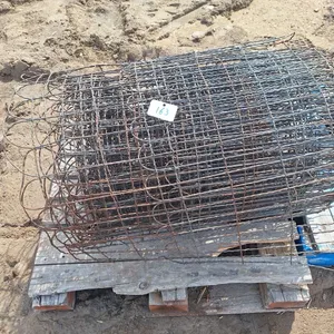 Roll of Mesh Wire Fencing