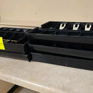 Poly cash drawer insert. Features 5 bill compartments with spring clips and 5 coin compartments. Black finish.