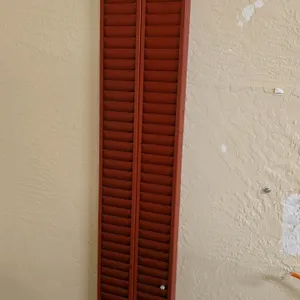 Metal time card holder. Features a 2-column design. Wall-mounted.