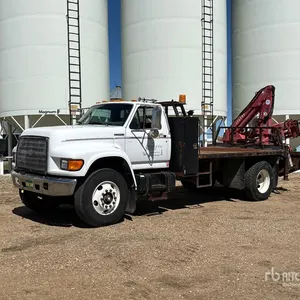 2000 Danco 81125 5 ton Knuckle Boom on 1999 Ford F-Series 4x2 Flatbed Truck with Crane