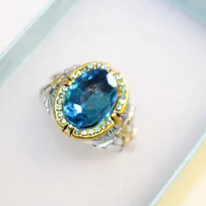 SIZE 10 MENS RING WITH BLUE CENTER