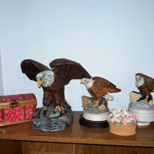 Eagle Figurines Collection