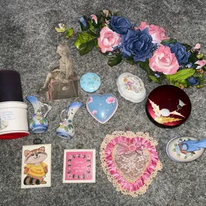 Decorative Trinkets