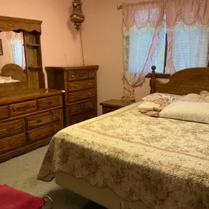 Oak Bedroom Furniture Set