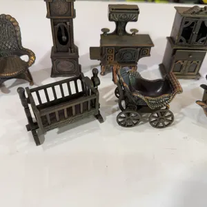 Vintage Doll House Miniatures