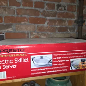 Presto electric skillet in server