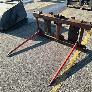 ​Shopbuilt bale spear for NH loader