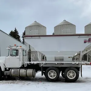 1986 MACK tender truck, SAFETIED (GST 5% & PST 7% charged)**** SN 2M2N187Y3GC011571 **** Previous owner. Cocks Farms LTD
