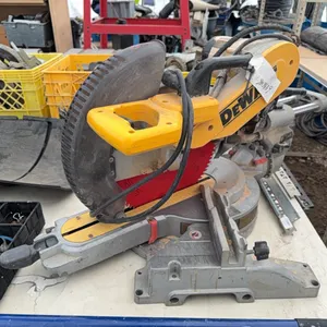 Dewalt 12" double bevel mitre saw *THIS ITEM AVAILABLE FOR LIVE ON-SITE BIDDING ONLY