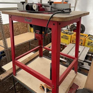 1/2 inch Freud router and table *THIS ITEM AVAILABLE FOR LIVE ON-SITE BIDDING ONLY