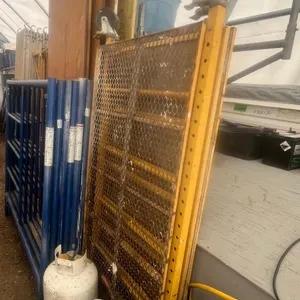 Scaffolding 2- 6 foot baker *THIS ITEM AVAILABLE FOR LIVE ON-SITE BIDDING ONLY