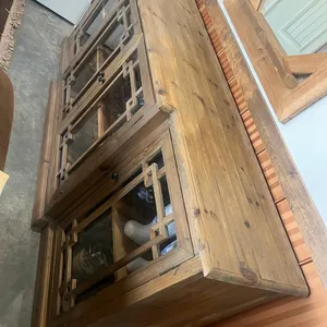 Large buffet *THIS ITEM AVAILABLE FOR LIVE ON-SITE BIDDING ONLY