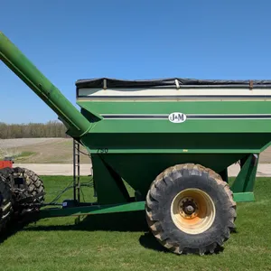 J & M 750 Grain Cart