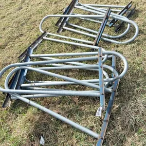 Free Stall Loops