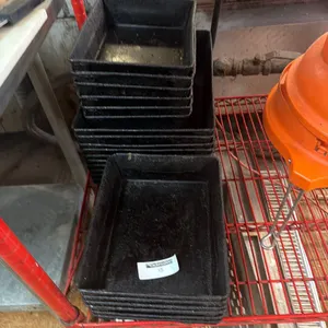 ASSORTED BAKE PANS