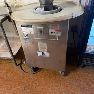 ROUND O MATIC DOUGH ROUNDER, MODEL R-900
