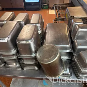 SELECTION OF VARIOUS SIZE STAINLESS STEEL INSERTS / HOTEL PANS LOT
