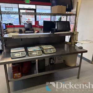 STAINLESS STEEL TABLE WITH UPPER STORAGE