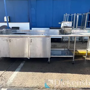 CUSTOM STAINLESS STEEL LINE ON CASTERS