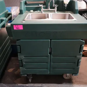 Cambro Hot and Cold Sink