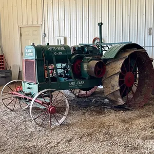 1925 Hart Parr 16-30 2WD Wide Front Antique Tractor