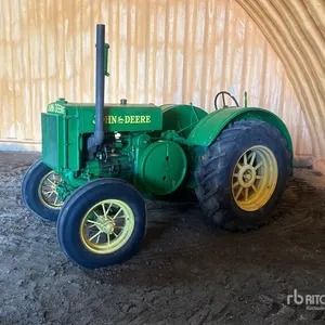 1935 John Deere D 2WD Wide Front Antique Tractor