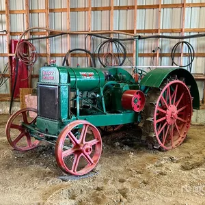 1928 Hart Parr 18-36 2WD Wide Front Antique Tractor