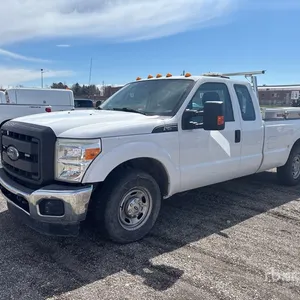 2015 Ford F-250 XL 4x2 Extended Cab Pickup