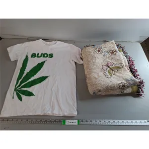 Mother Throw Blanket & Buds Tshirt-S