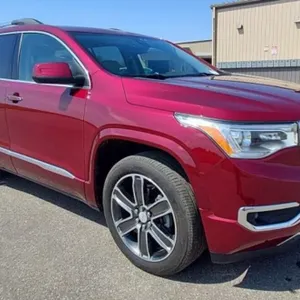 (MN) 2017 GMC Acadia Denali