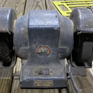 Monday, May 11th 500 Lot Wiles Estate Online Only Auction