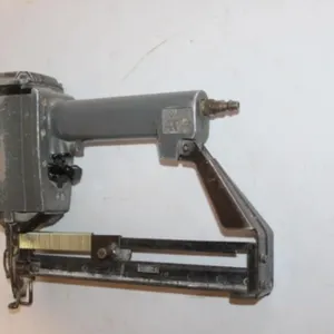 Senco 1/4" Crown Air Stapler