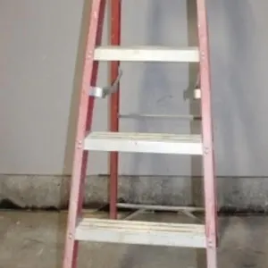 Cuprum Mod. 486-06 6' Fiberglass Step Ladder