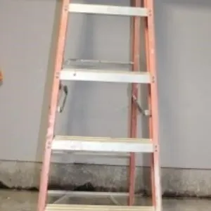 Werner 7' Fiberglass Step Ladder